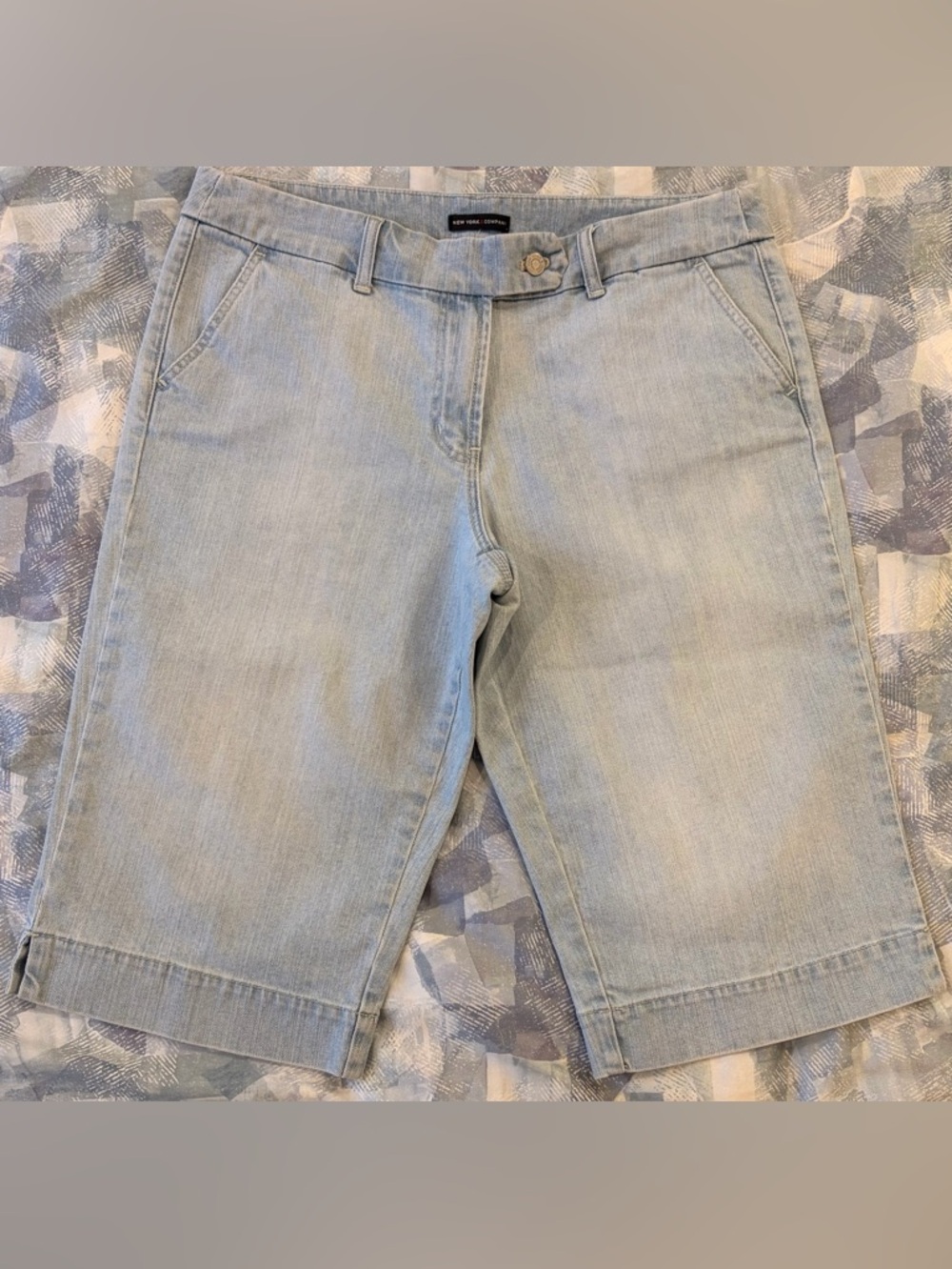 New York & Company light wash denim bermuda shorts - Size 14